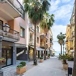 Apartment Hostdomus - Salsedine