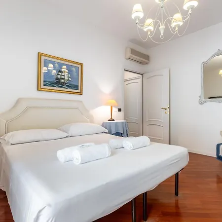 Apartment Hostdomus - Salsedine Alassio